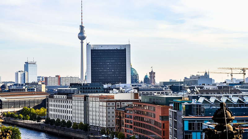 Berlin Mitte - Fernsehturm - Charité